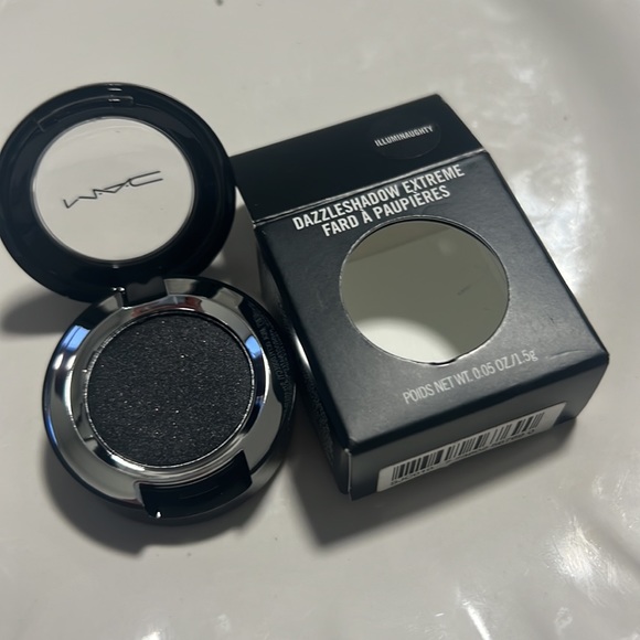 ♣️🌙Mac Illuminaughty Dazzleshadow - Picture 2 of 10